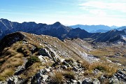 81 La lunga discesa in cresta da Cima a Passo di Lemma